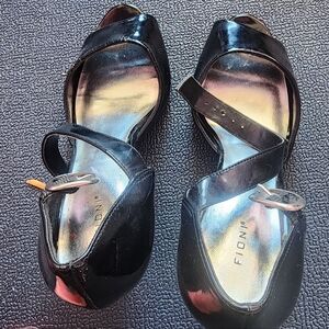 Fioni Black Strappy Heels